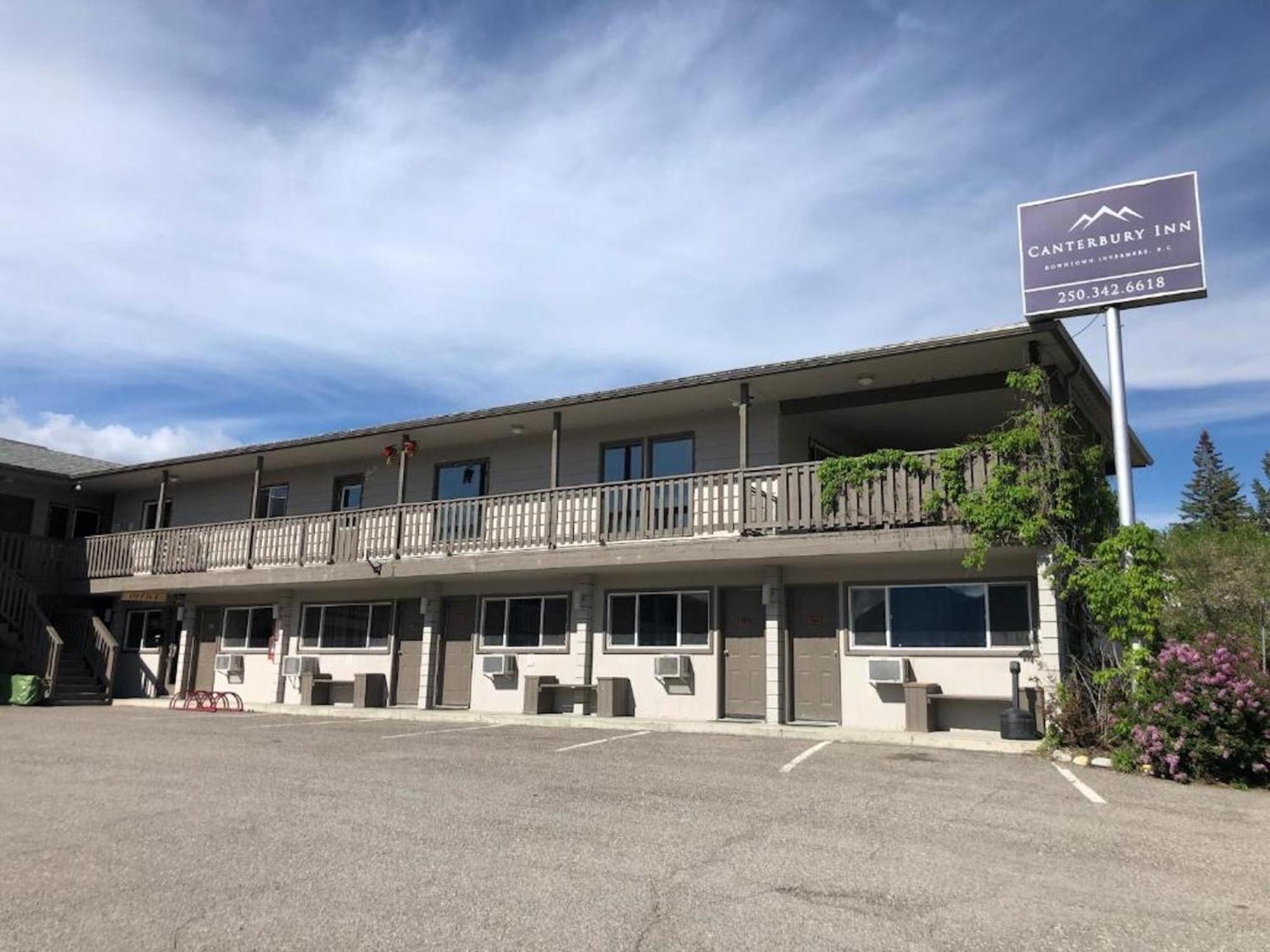 Canterbury Inn Invermere Εξωτερικό φωτογραφία